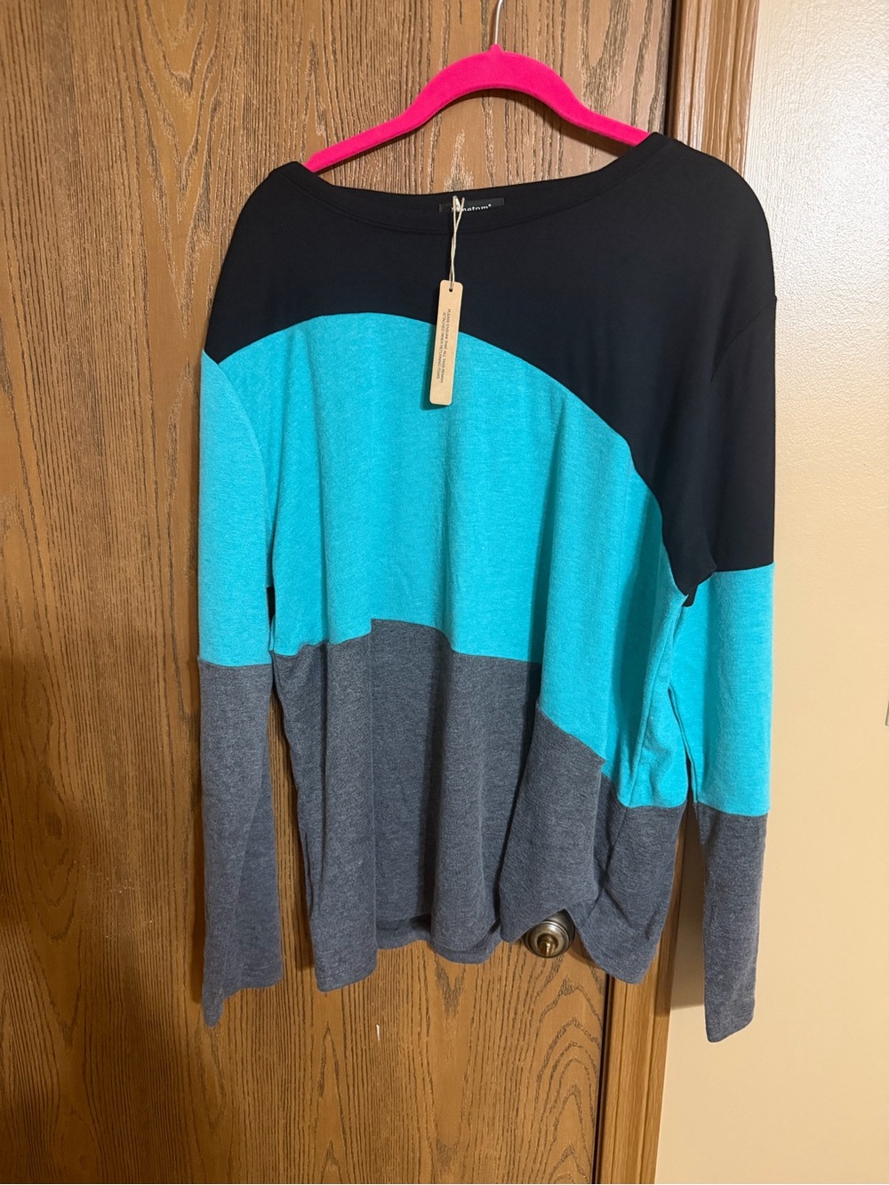 NWT Colorblock Long Sleeve Top - Black, Teal & Gray